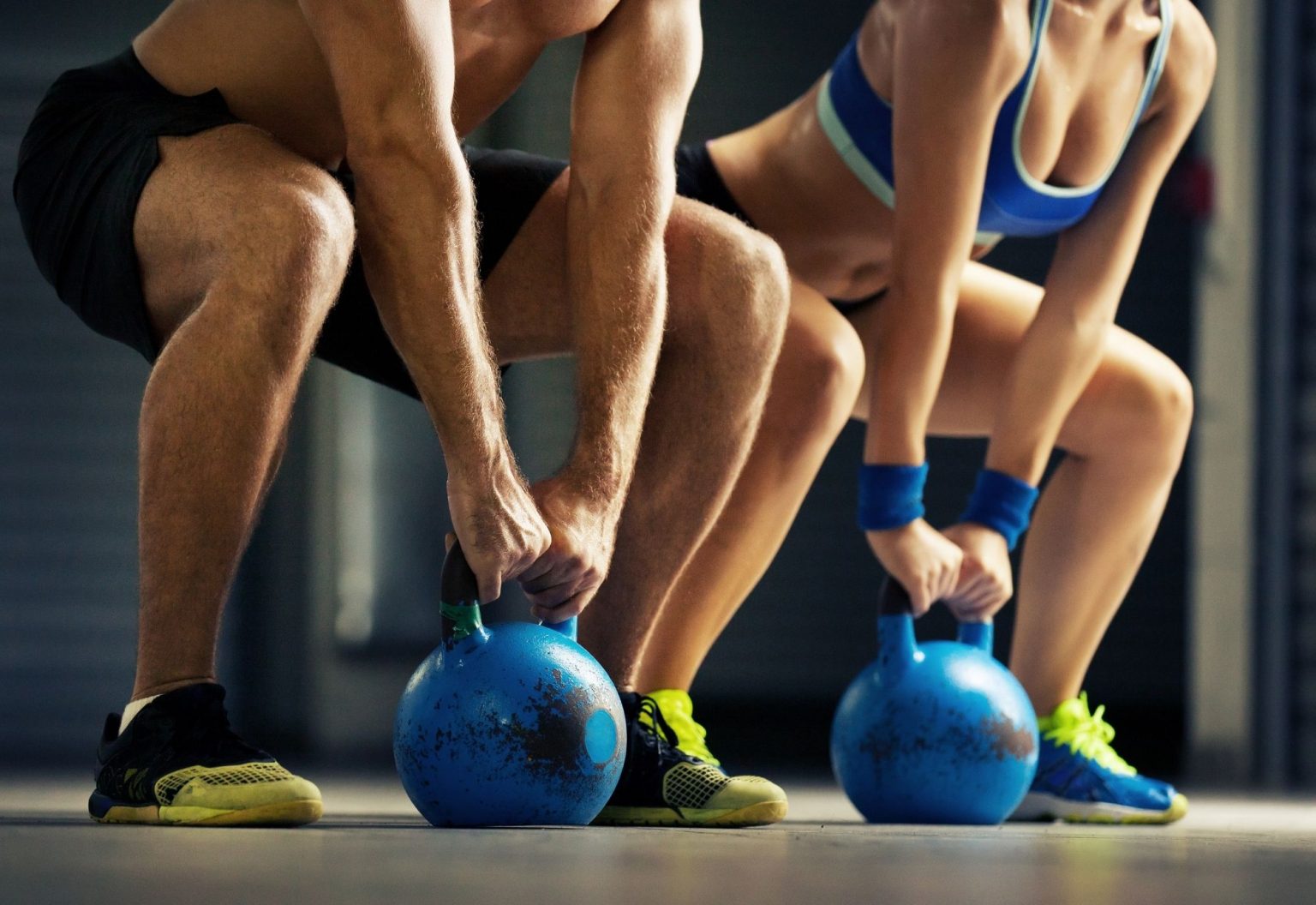 Comment réaliser le swing parfait avec le kettlebell ? - StretchingDos.fr